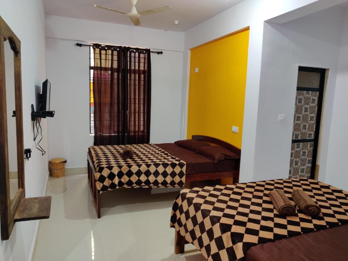 Prakash Holiday Inn Arambol Bagian luar foto