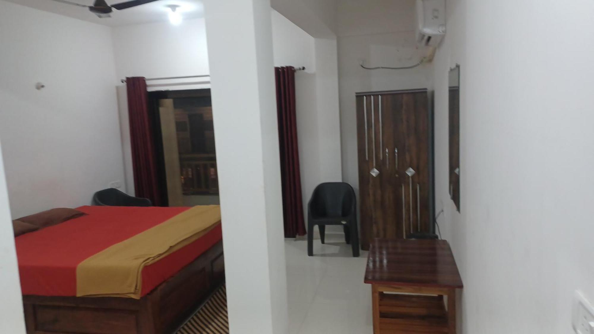 Prakash Holiday Inn Arambol Bagian luar foto