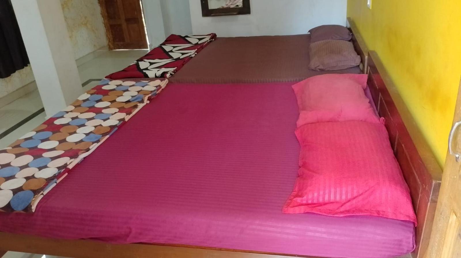 Prakash Holiday Inn Arambol Bagian luar foto