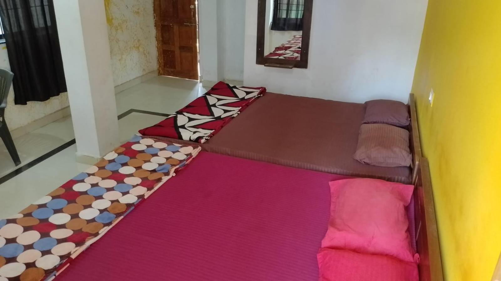 Prakash Holiday Inn Arambol Bagian luar foto